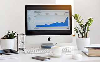 爱游戏体育-一波三折！小天看IG和WBG激情对决：我看的是比赛吗？