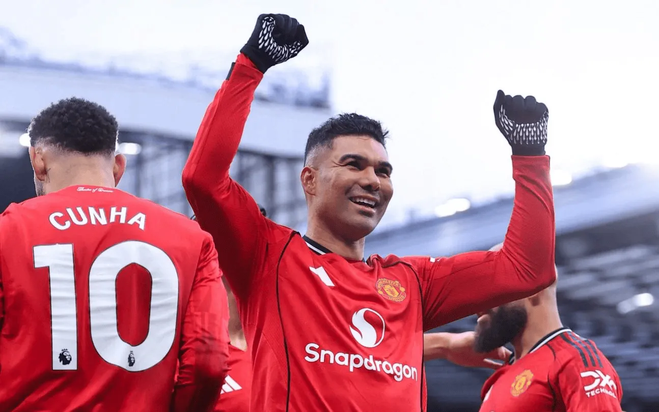 爱游戏官网-电讯报：卡塞米罗想在离开曼联前，帮助球队获得欧冠席位