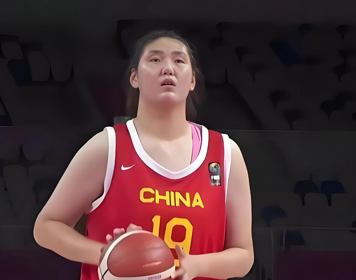 爱游戏APP-充分肯定！王思雨点评2米26张子宇：能成为世界顶级中锋