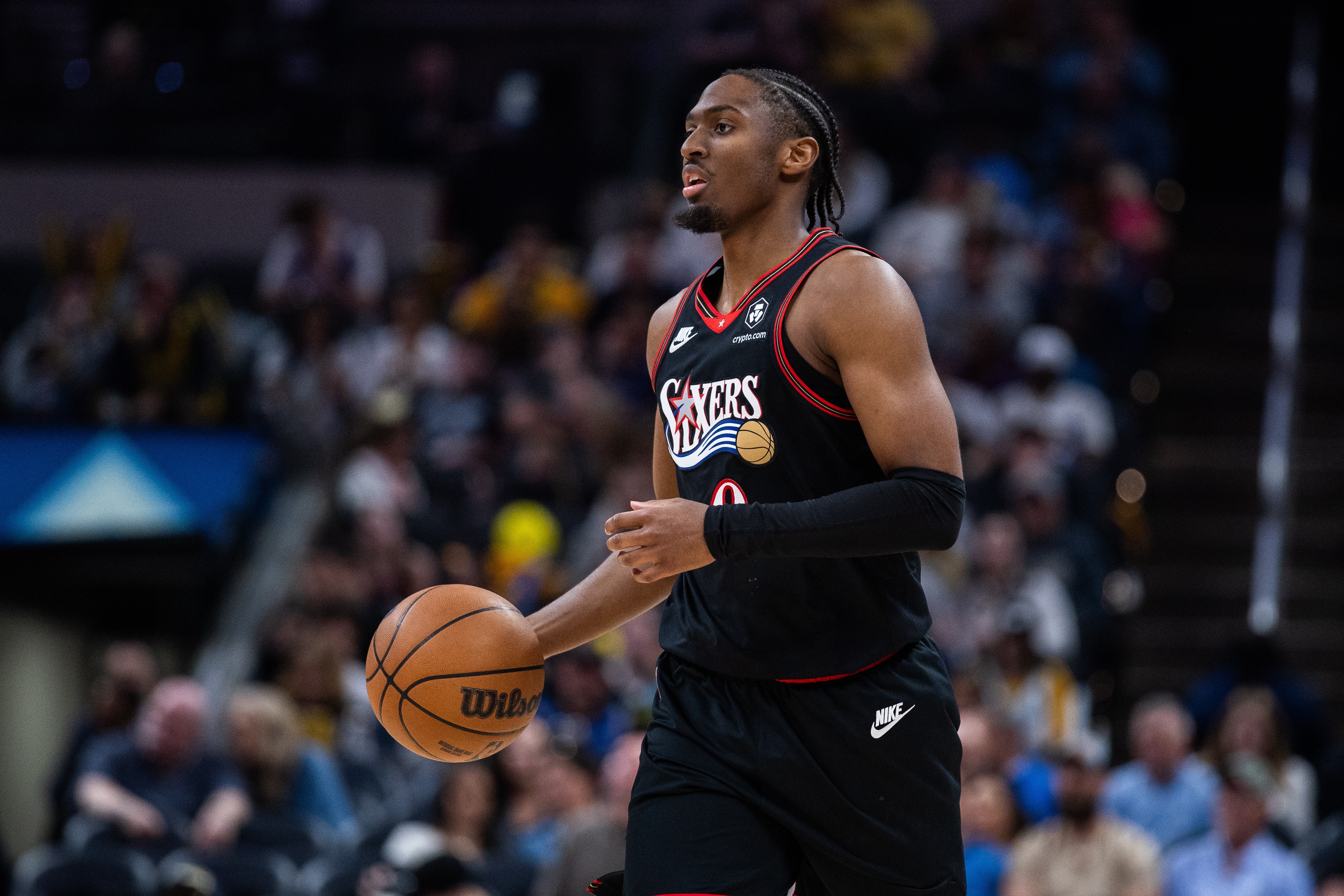 爱游戏APP-如梦方醒！马克西第三节单节16分 76人单节净胜22分&amp;领先18分